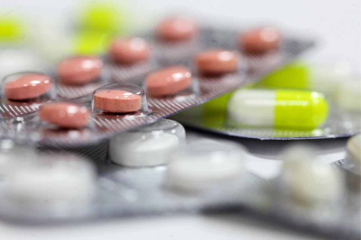 Борьба с коронавирусом: какими препаратами будут лечить украинцев