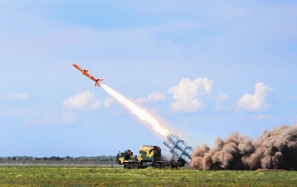 Украина поставит на боевое дежурство новейший ракетный комплекс "Нептун"