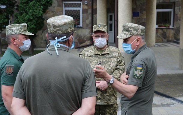 В ВСУ выявили почти полсотни новых заражений COVID-19