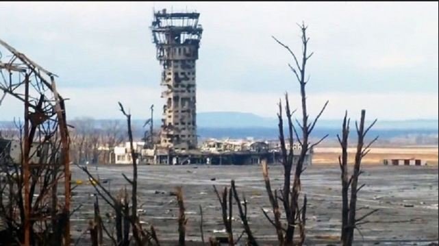 «ДНРовцы» минируют территорию донецкого аэропорта