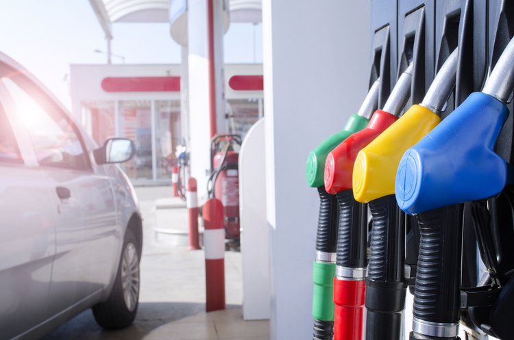 Стоимость бензина: что ждет водителей на АЗС