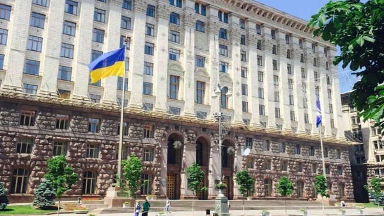 В Киевсовет проходят сразу 8 партий - данные опроса