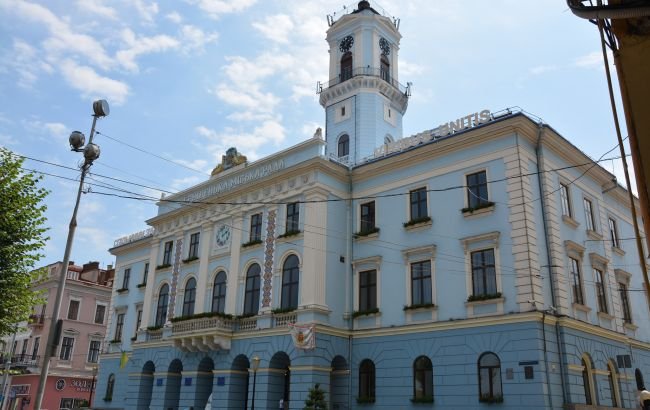 Черновцы подают в суд на Кабмин из-за ужесточения карантина