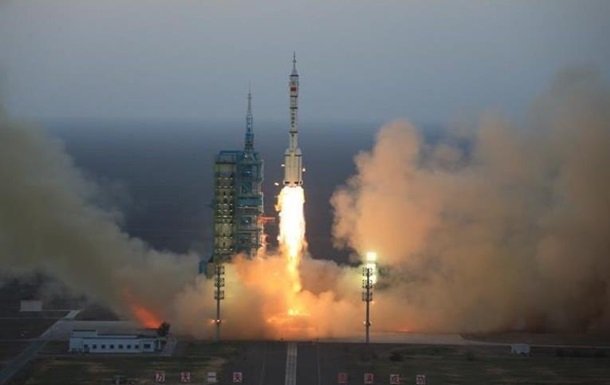 Китай запустил в космос неизвестное изделие