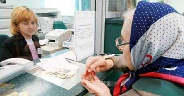 У кого стаж - тому и деньги: украинцам приготовили новое повышение пенсий