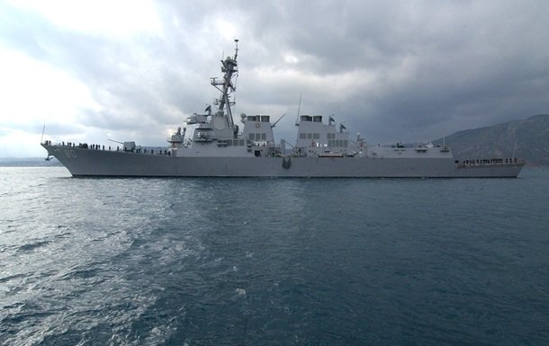 Ракетный эсминец США с ракетами Tomahawk вошел в Черное море