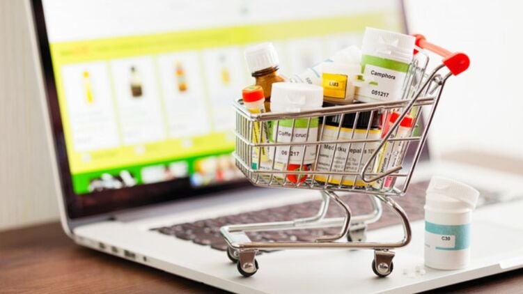 В Украине узаконили интернет-аптеки и почтовую доставку лекарств