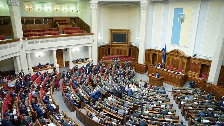 Депутаты сократили финансирование субсидий, но увеличили расходы на госструктуры