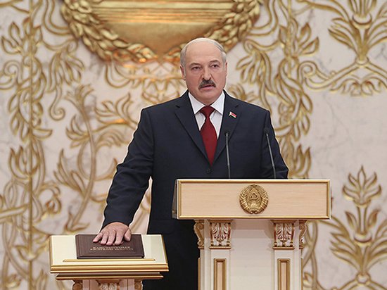 Лукашенко официально стал президентом Беларуси