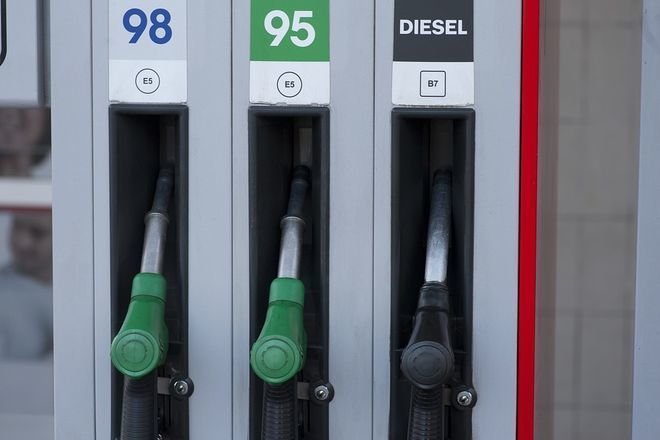 Новые топливные стандарты: когда на АЗС появится качественный бензин