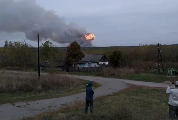 Взрывы на военных складах в России: началась массовая эвакуация