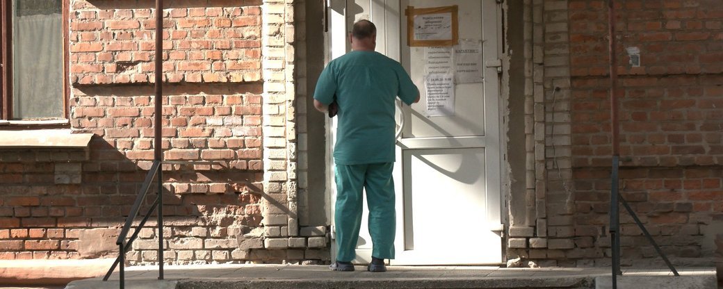 COVID-19 в Харькове: больных размещают в коридорах и холлах