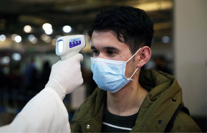 Эпидемия уже не управляемая: врач спрогнозировал ситуацию с COVID-19 в Украине