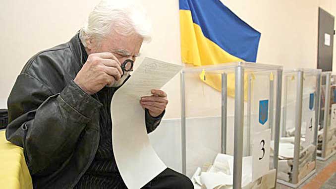 Местные выборы: украинцам на участках для голосования зададут пять вопросов