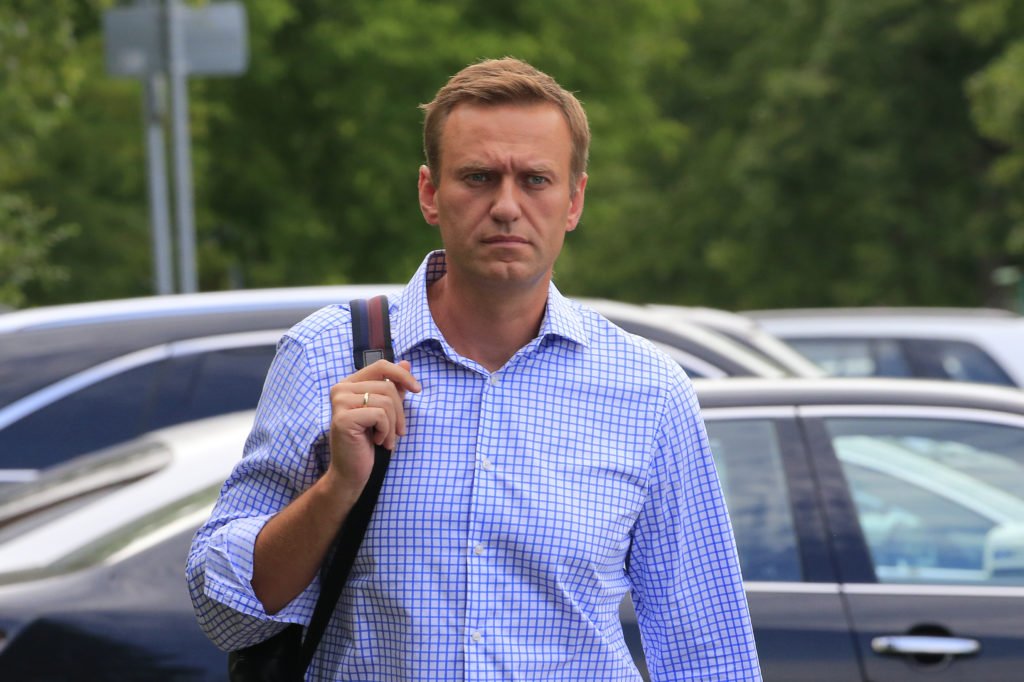 ЕС ввел санкции против РФ из-за отравления Навального