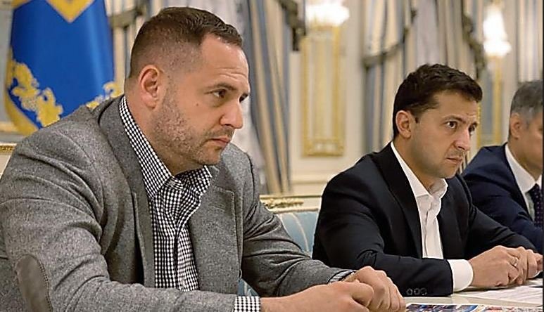 Тарелочная "зрада": как Зеленский и Ермак поездкой на Донбасс спровоцировали скандал