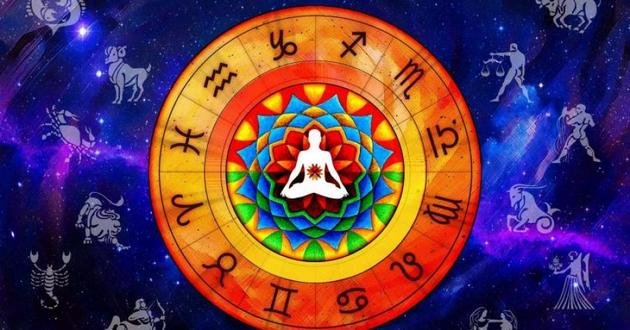 Пронзает взглядом время: астрологи назвали предсказателя среди знаков Зодиака