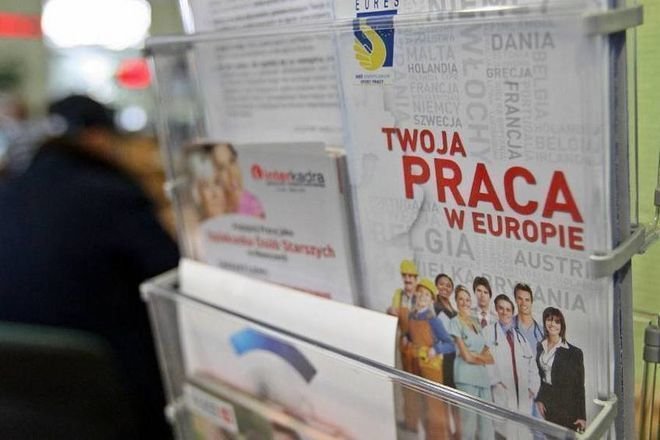 В Польше собираются упростить получение вида на жительство для украинцев