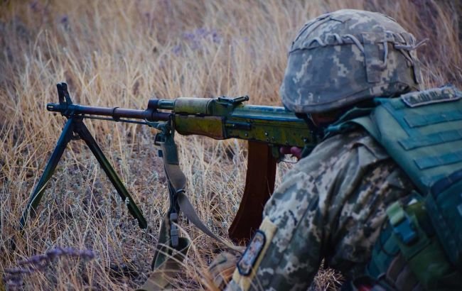 На Донбассе за сутки сепаратисты шесть раз нарушили перемирие