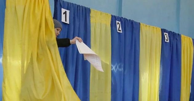 Умерла 21 год назад: киевлянке пришло приглашение на выборы
