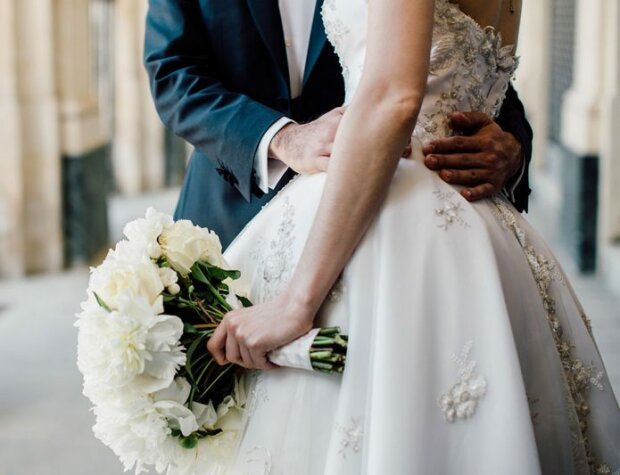 В каком возрасте надо жениться: эксперты назвали условия идеального брака