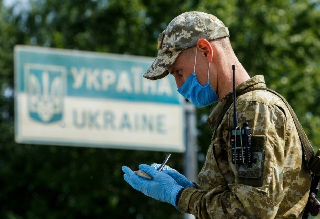 Украина обновила список стран "красной" зоны: куда поехать не получится