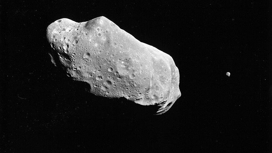 Астероид Апофис набирает скорость и может столкнуться с Землей