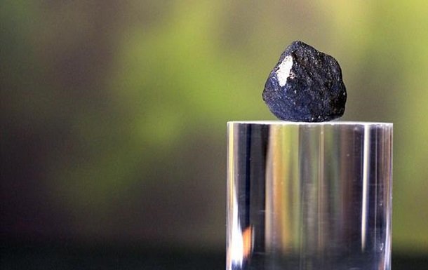 В упавшем метеорите геологи обнаружили чистые запасы органики