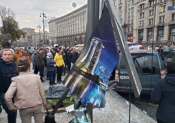 ДТП на Майдане: стало известно кто пострадал и погиб под колесами внедорожника