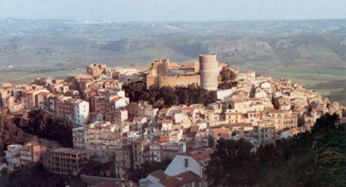 На Сицилии продают дома за один евро: купить может любой желающий