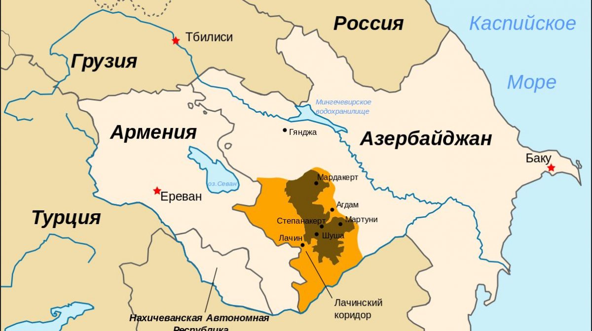 Азербайджан показал взятые под контроль поселки в Карабахе