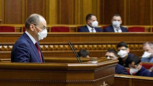 Система с COVID-19 не справляется. Украинцев призвали объединяться