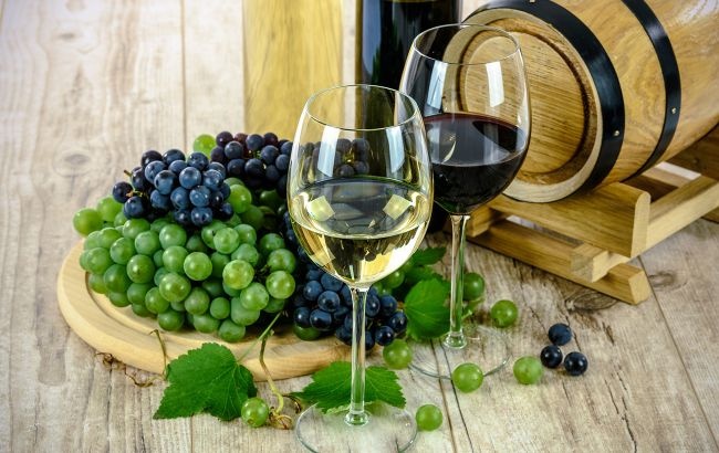 Натуральное вино отличается от порошкового – быстрый способ проверки