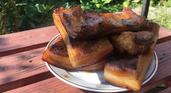 Натуральное копчение и «жидкий дым»:  как распознать подделку