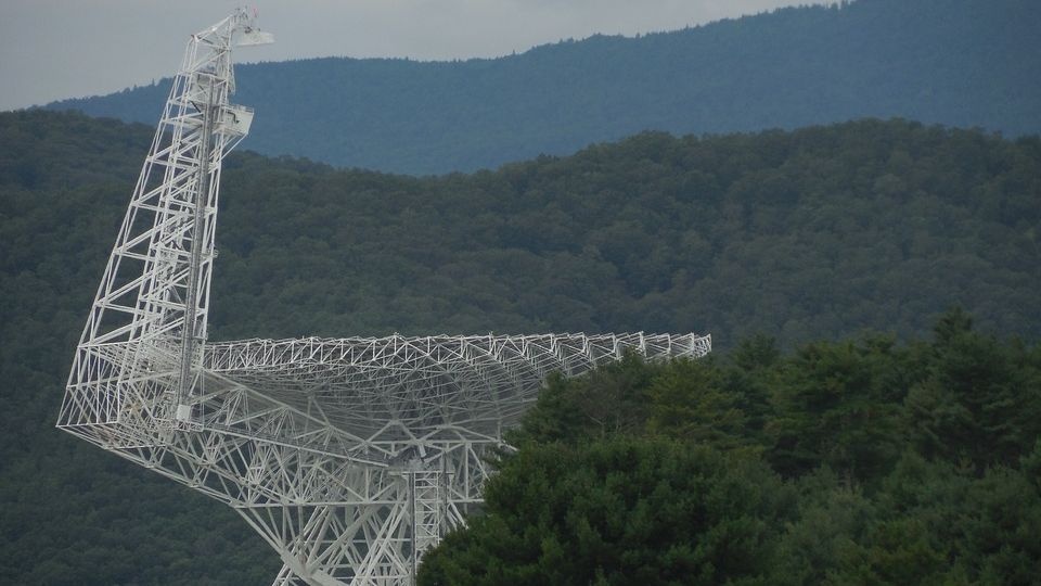Астрономы уловили миллионы таинственных радиосигналов из космоса
