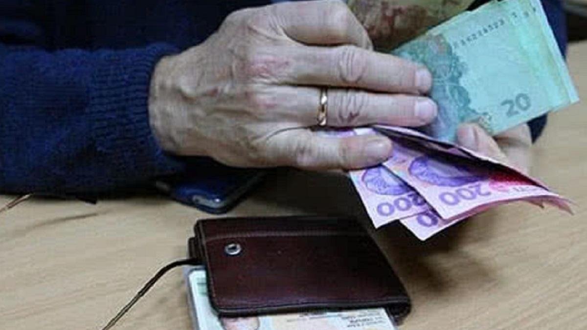В Украине повышают пенсионный возраст и требования по стажу