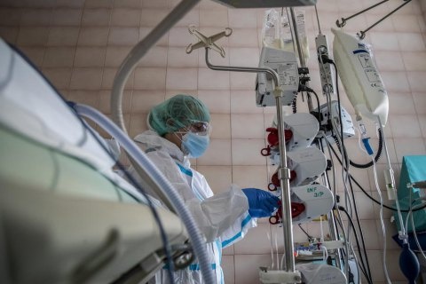 Коронавирусные антирекорды в Украине: где больше всего заразившихся за сутки