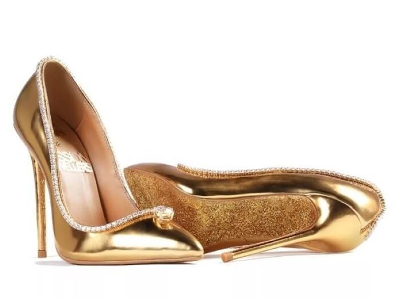 Драгоценные туфли за $17 миллионов от Jada Dubai