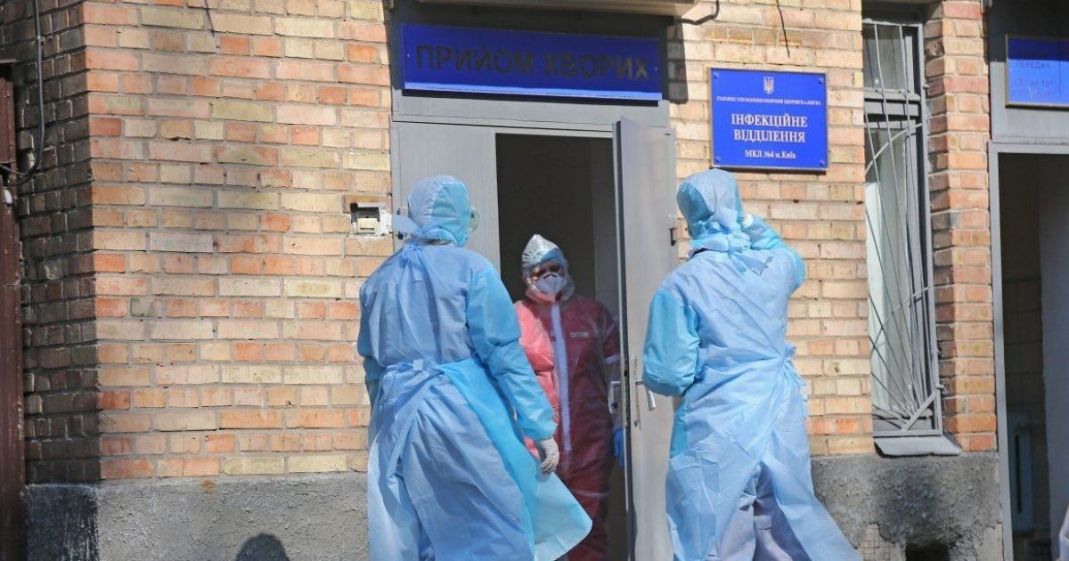 В Украине за сутки зафиксировали резкий спад новых случаев COVID-19