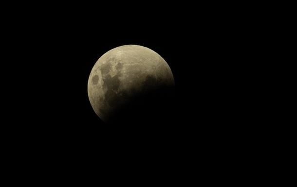 Затмение Луны в Близнецах 30 ноября: чего стоит опасаться