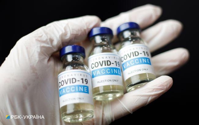 Американская компания Moderna заявила о 100% эффективности вакцины от COVID