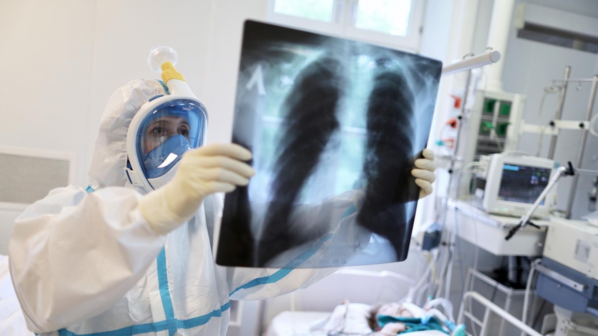Более 14 тысяч новых случаев COVID-19: в Украине установлен новый антирекорд заболеваемости