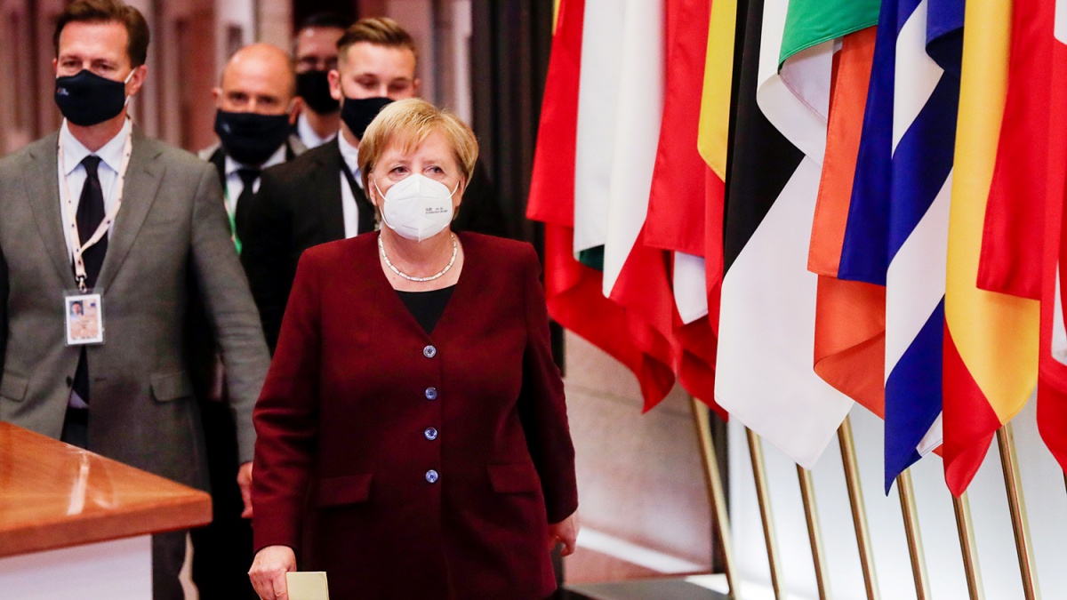 Меркель предложила усилить карантин в Германии