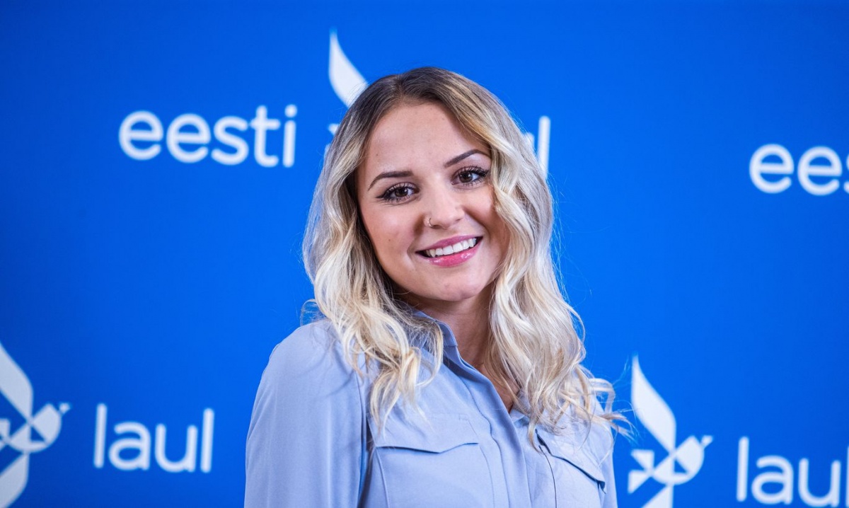 Эстонская певица, чтобы привлечь внимание фанатов, предстала в «костюме Евы»