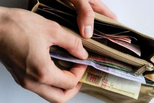 Рост минимальной зарплаты с января: сколько будут получать украинцы