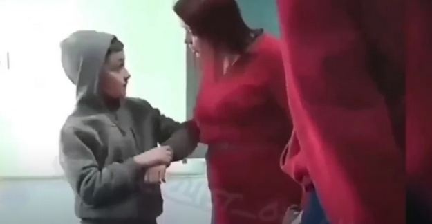 Учительница избила ученика на глазах детей, а потом взяла обещание с родителей никому не показывать кадры