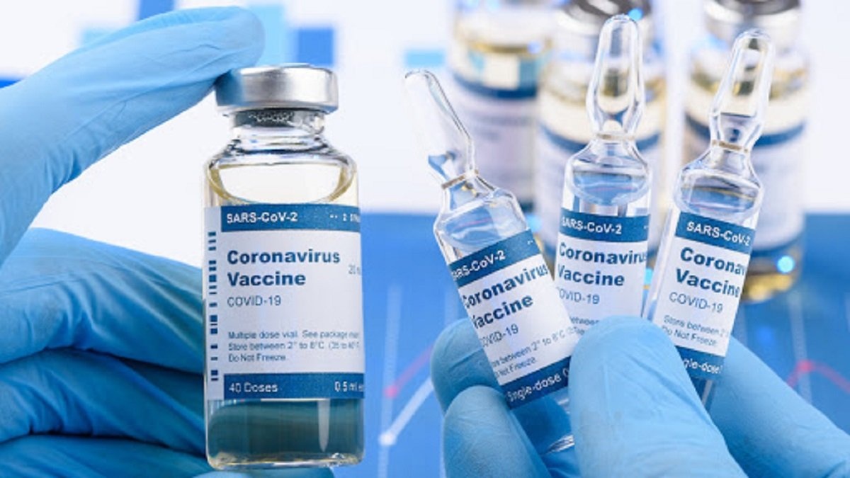 Pfizer и BioNTech, Moderna, AstraZeneca: какая вакцина от COVID-19 лучше