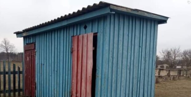 На Ровенщине школа ужаснула условиями: в туалет на улицу при -10