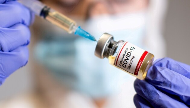 Вакцинация от коронавируса: когда, кому и за сколько будут делать уколы