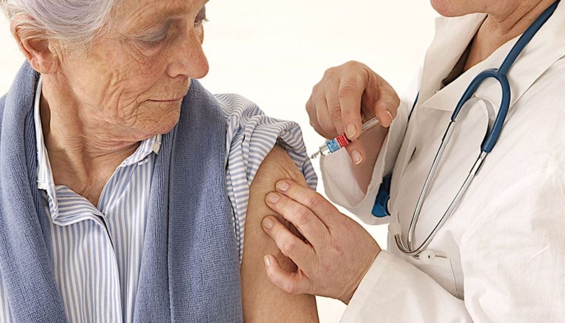 100-процентной защиты не ждите: врач оценила риски вакцины от коронавируса